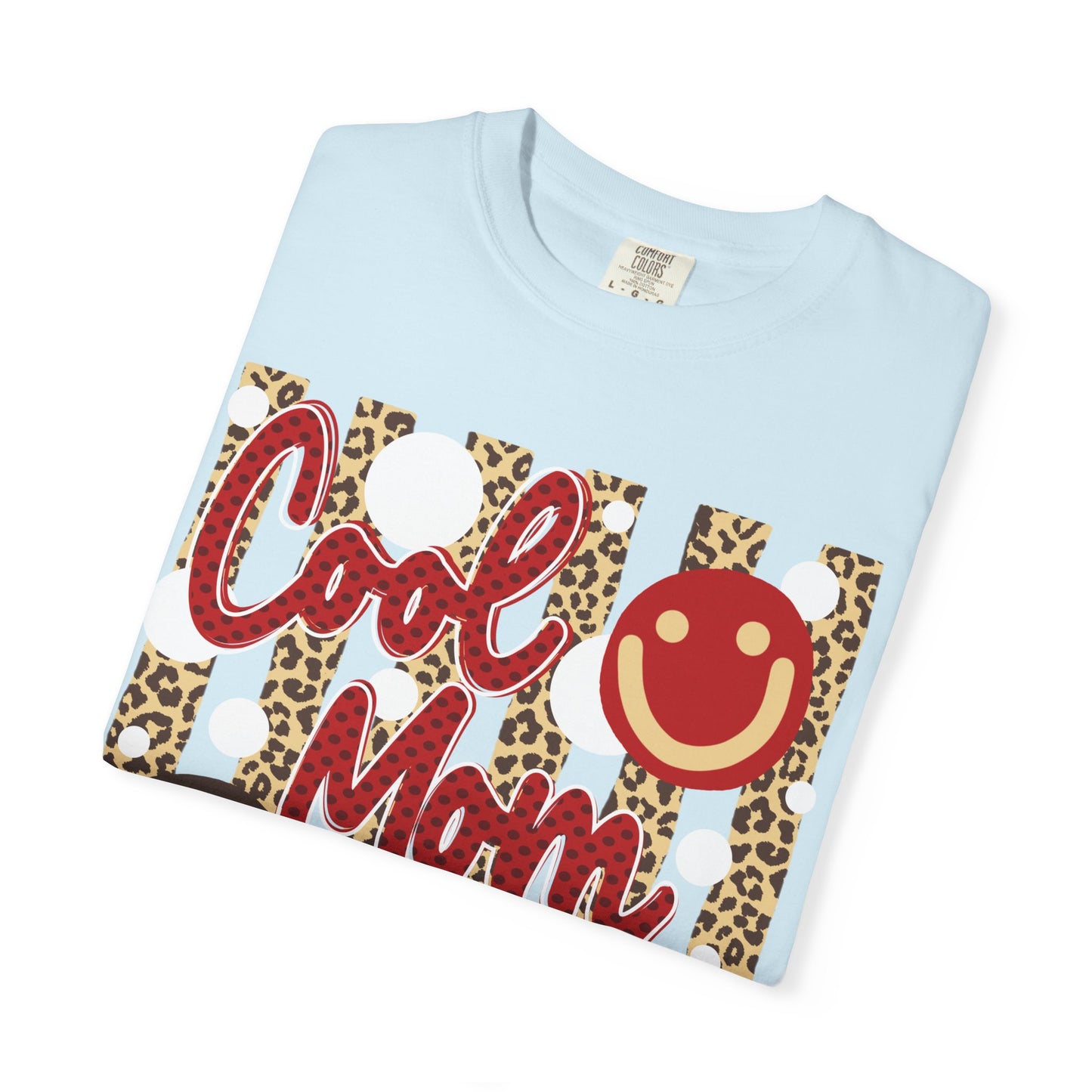 Cool Mom Club T-Shirt – Leopard Print Smiley Graphic Tee for Moms