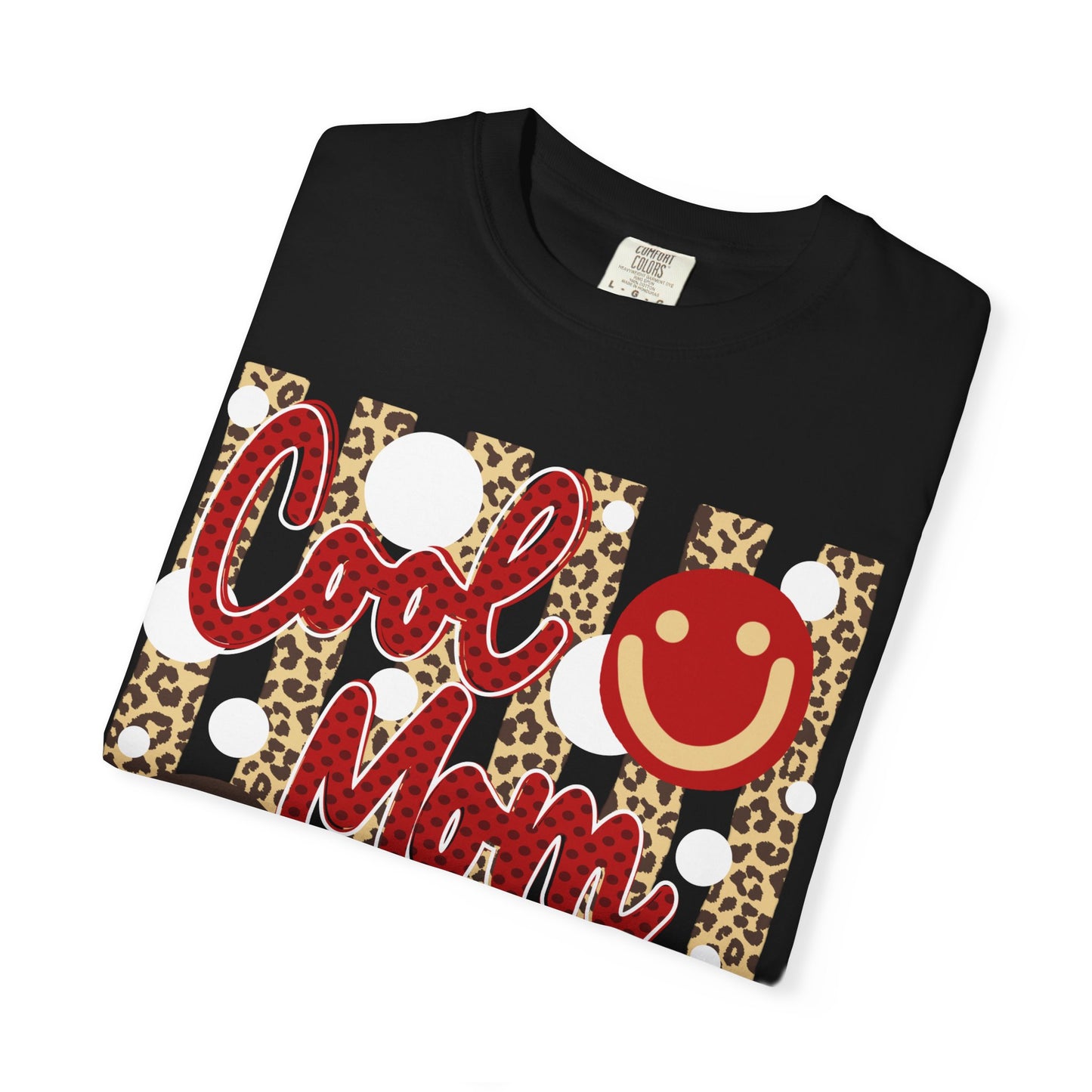Cool Mom Club T-Shirt – Leopard Print Smiley Graphic Tee for Moms