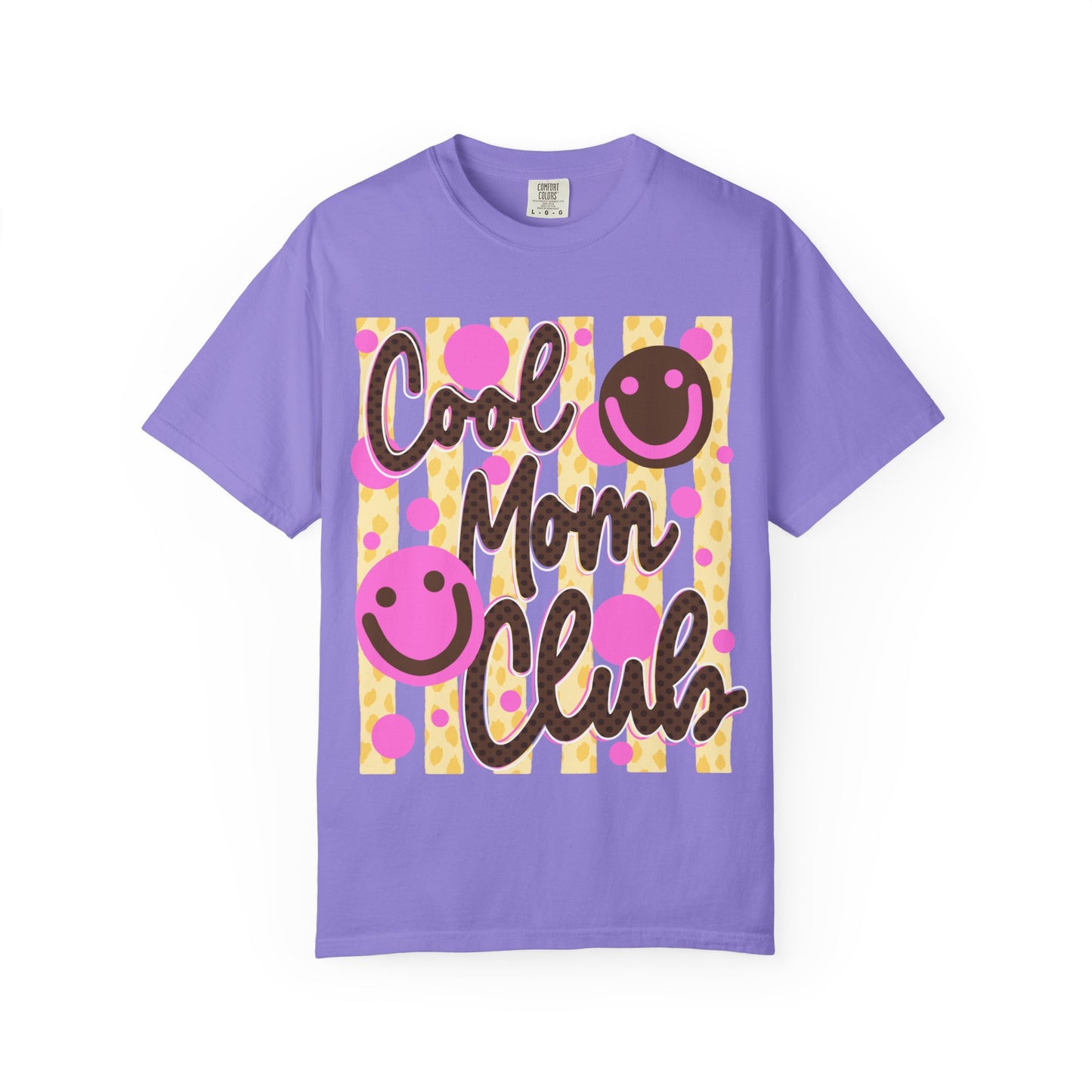 Cool Mom Club T‑Shirt — Retro Smiley Graphic Tee for Moms